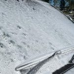 clean windscreen wiper blades